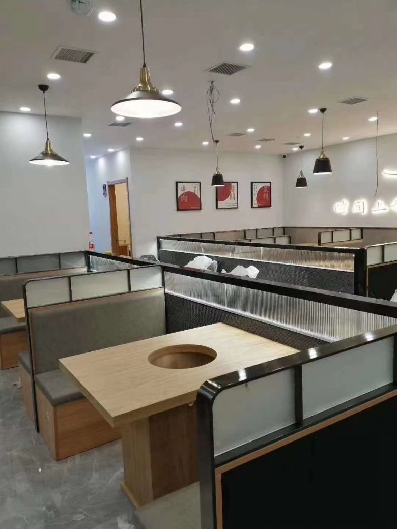 西安火鍋桌子批發(fā)市場.jpg